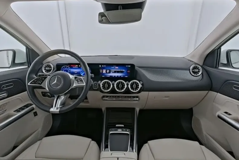 Mercedes-Benz EQA din 2025 cu 22.000 km - oferta MER214289 - foto 7