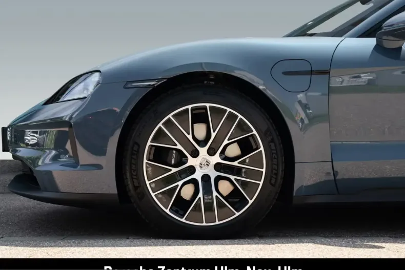Porsche Taycan din 2025 cu 9.457 km - oferta POR214291 - foto 8