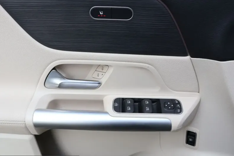 Mercedes-Benz EQA din 2023 cu 32.560 km - oferta MER214292 - foto 21
