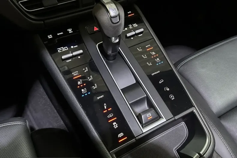 Porsche Macan din 2022 cu 28.816 km - oferta POR214293 - foto 28