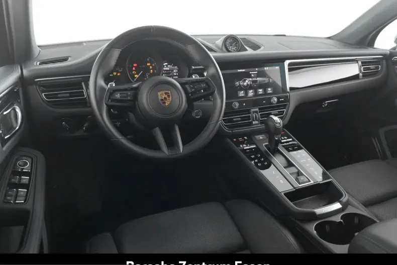 Porsche Macan din 2023 cu 15.962 km - oferta POR214296 - foto 12