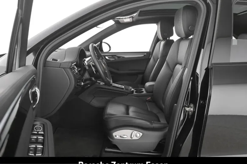 Porsche Macan din 2023 cu 15.962 km - oferta POR214296 - foto 21