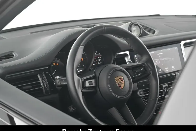 Porsche Macan din 2023 cu 15.962 km - oferta POR214296 - foto 22