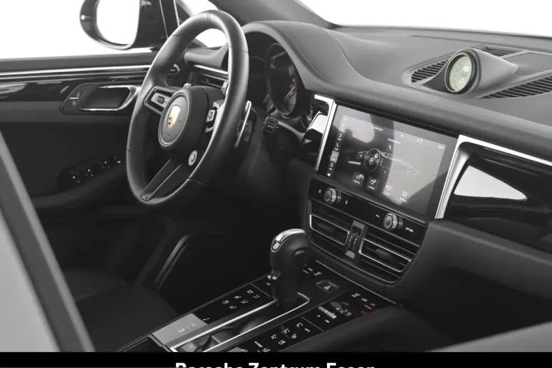 Porsche Macan din 2023 cu 15.962 km - oferta POR214296 - foto 23