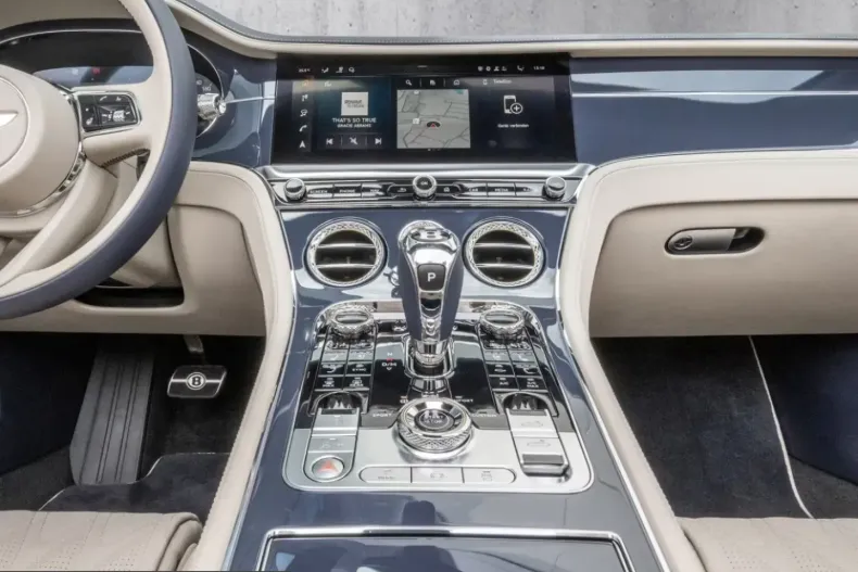 Bentley Continental GTC din 2025 cu 1.949 km - oferta BEN214299 - foto 17
