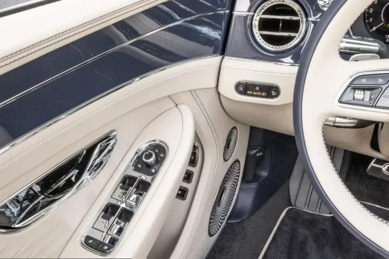 Bentley Continental GTC din 2025 cu 1.949 km - oferta BEN214299 - foto 20