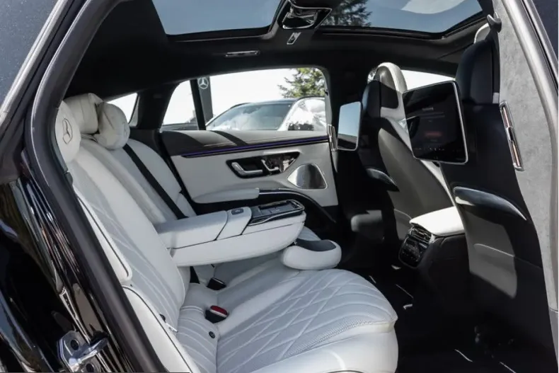 Mercedes-Benz EQS din 2024 cu 6.429 km - oferta MER214300 - foto 9