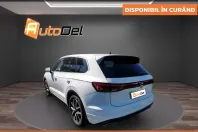 Volkswagen Touareg din 2024 cu 76.489 km - oferta VOL214305 - foto 2