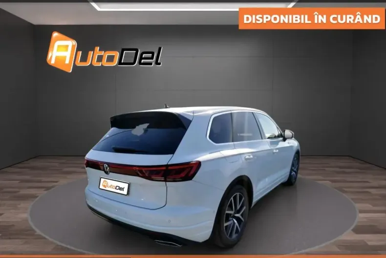 Volkswagen Touareg din 2024 cu 76.489 km - oferta VOL214305 - foto 4
