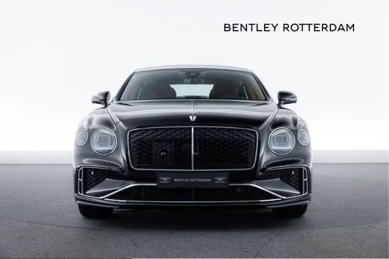 Bentley Azure din 2025 cu 9.650 km - oferta BEN214307 - foto 1