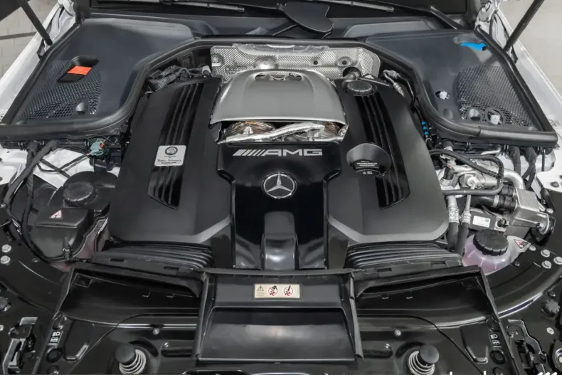 Mercedes-Benz AMG GT (Clasa GT) din 2025 cu 19.275 km - oferta MER214329 - foto 8