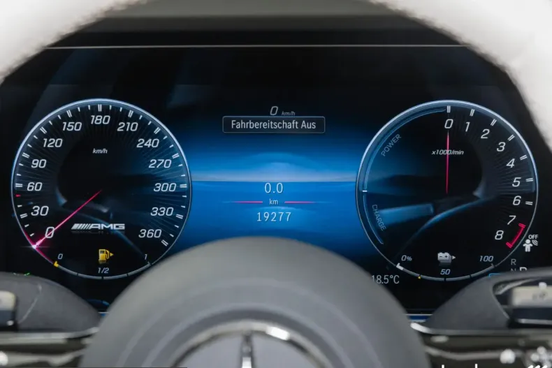 Mercedes-Benz AMG GT (Clasa GT) din 2025 cu 19.275 km - oferta MER214329 - foto 21
