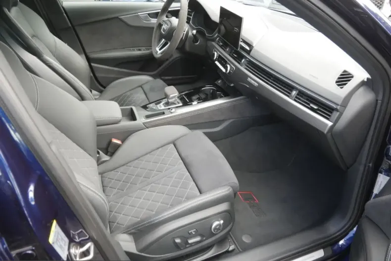 Audi RS4 din 2024 cu 8.150 km - oferta AUD214332 - foto 7