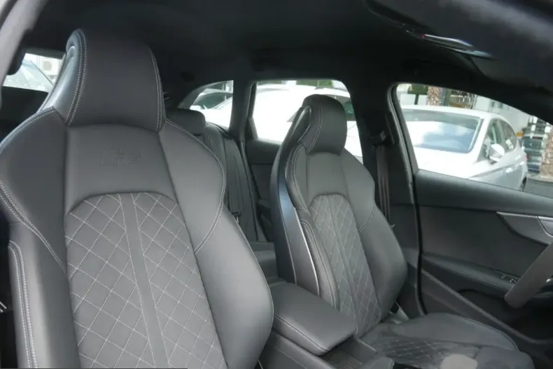 Audi RS4 din 2024 cu 8.150 km - oferta AUD214332 - foto 21
