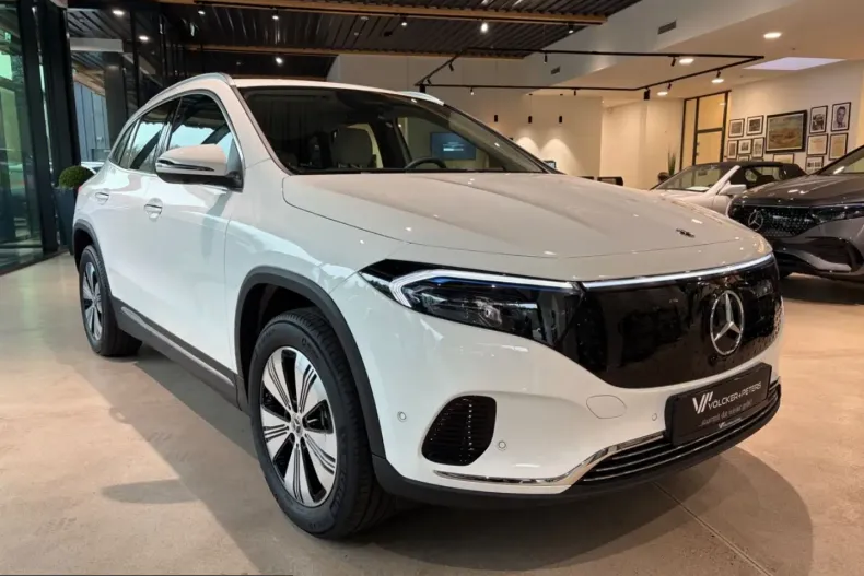 Mercedes-Benz EQA din 2025 cu 8.081 km - oferta MER214339 - foto 4