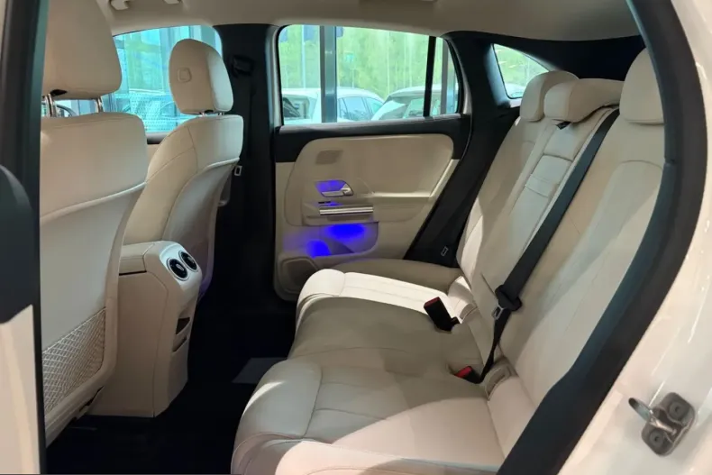 Mercedes-Benz EQA din 2025 cu 8.081 km - oferta MER214339 - foto 20