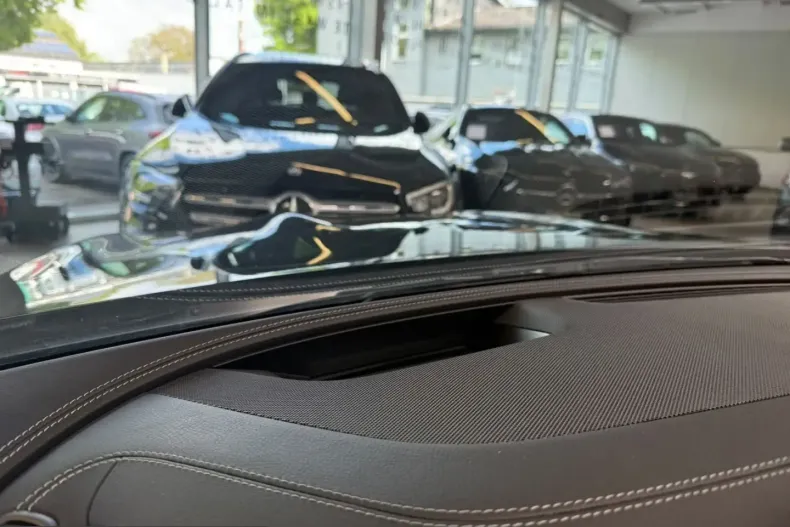 Mercedes-Benz AMG GT (Clasa GT) din 2024 cu 31.827 km - oferta MER214342 - foto 23
