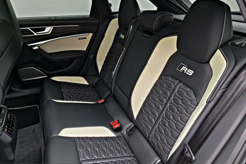 Audi RS6 din 2024 cu 10.944 km - oferta AUD214344 - foto 27