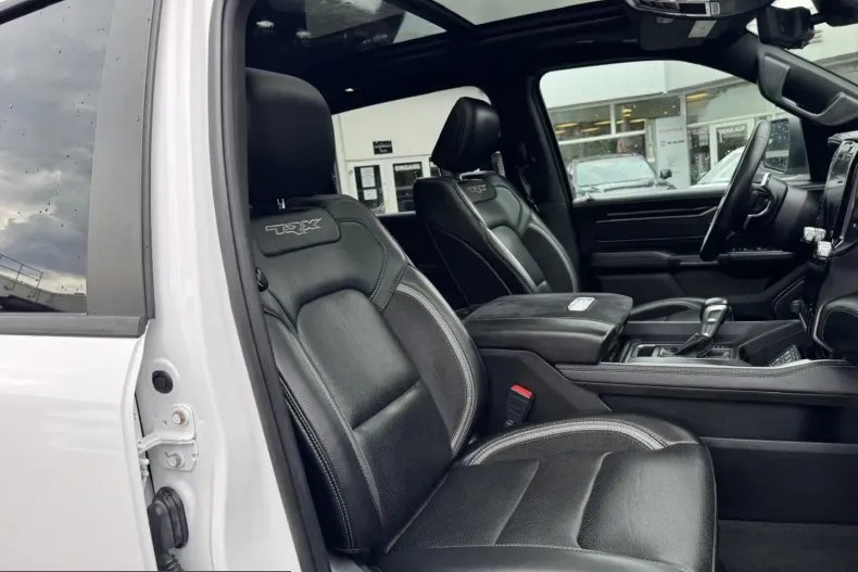 Dodge RAM din 2022 cu 54.850 km - oferta DOD214349 - foto 22