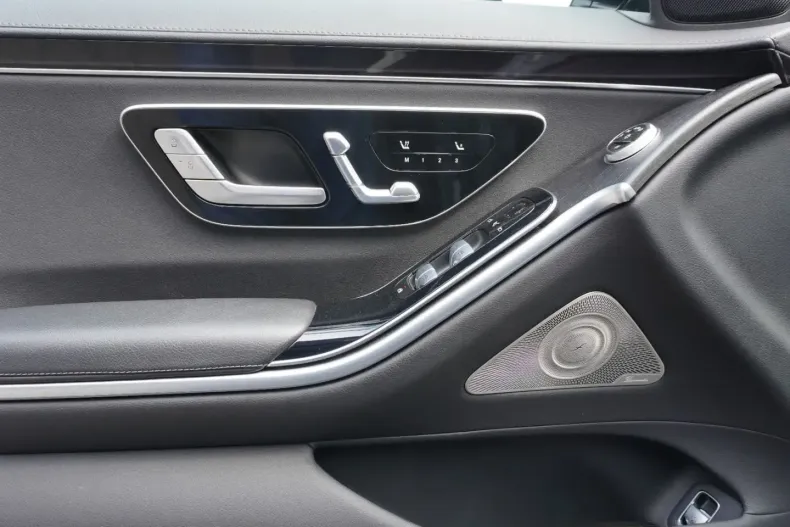 Mercedes-Benz S 350 (Clasa S) din 2024 cu 25.000 km - oferta MER214355 - foto 19