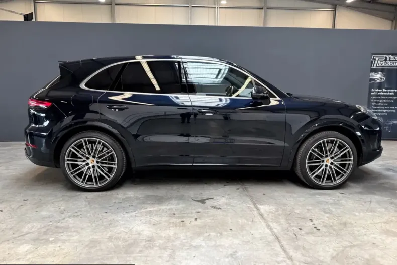 Porsche Cayenne din 2023 cu 65.572 km - oferta POR214357 - foto 8