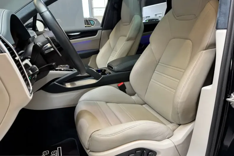 Porsche Cayenne din 2023 cu 65.572 km - oferta POR214357 - foto 13
