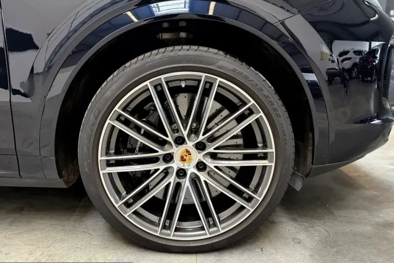 Porsche Cayenne din 2023 cu 65.572 km - oferta POR214357 - foto 24