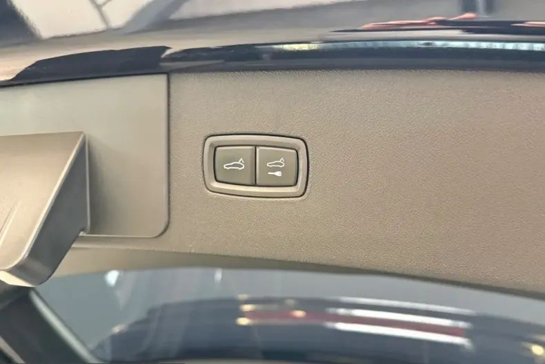 Porsche Cayenne din 2023 cu 65.572 km - oferta POR214357 - foto 36