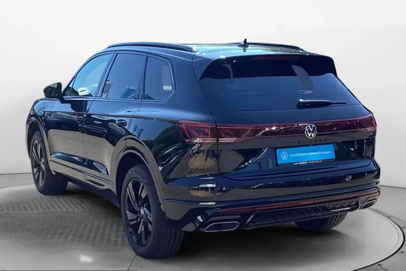 Volkswagen Touareg din 2025 cu 35.888 km - oferta VOL214359 - foto 4