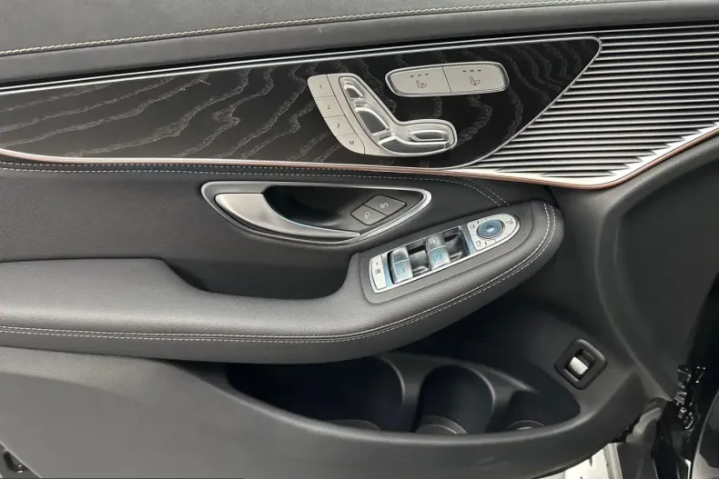 Mercedes-Benz EQC din 2023 cu 30.970 km - oferta MER214362 - foto 17