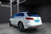 Volkswagen Touareg din 2023 cu 16.500 km - oferta VOL214365 - foto 3
