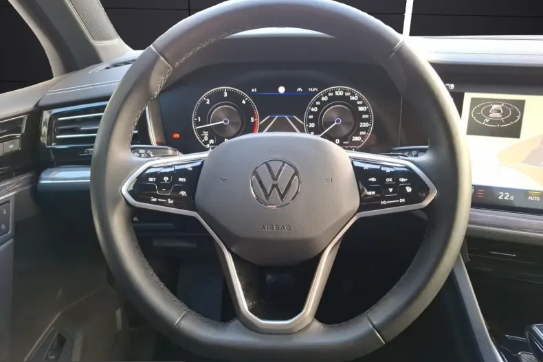 Volkswagen Touareg din 2023 cu 16.500 km - oferta VOL214365 - foto 18