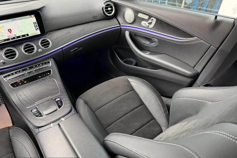Mercedes-Benz E 400 (Clasa E) din 2021 cu 69.987 km - oferta MER214369 - foto 15