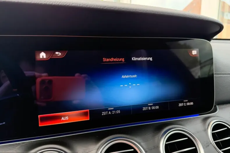 Mercedes-Benz E 400 (Clasa E) din 2021 cu 69.987 km - oferta MER214369 - foto 38