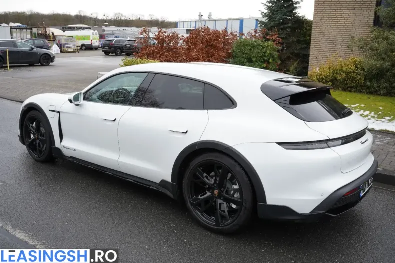 Porsche Taycan din 2021 cu 63.000 km - oferta POR214370 - foto 4