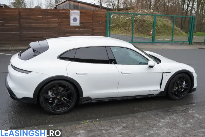 Porsche Taycan din 2021 cu 63.000 km - oferta POR214370 - foto 7