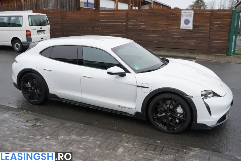 Porsche Taycan din 2021 cu 63.000 km - oferta POR214370 - foto 8