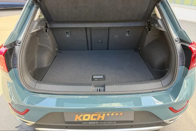 Volkswagen T-Roc din 2024 cu 22.400 km - oferta VOL214373 - foto 12