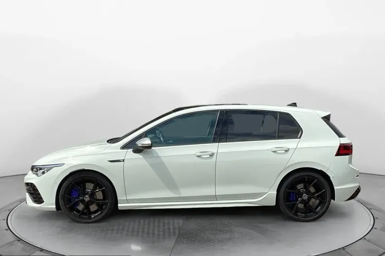Volkswagen Golf din 2024 cu 19.250 km - oferta VOL214374 - foto 3