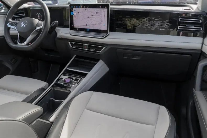 Volkswagen Tiguan din 2025 cu 16.298 km - oferta VOL214375 - foto 4