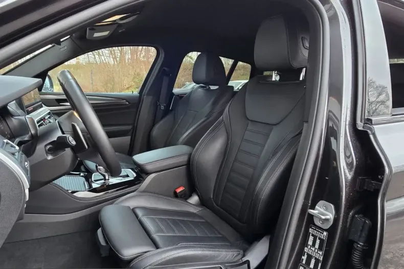 BMW X4 (Seria X) din 2024 cu 21.599 km - oferta BMW214378 - foto 8