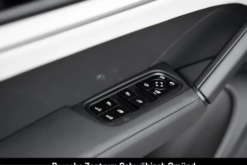 Porsche Cayenne din 2026 cu 10 km - oferta POR214385 - foto 26