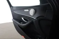 Mercedes-Benz E 300 (Clasa E) din 2022 cu 102.200 km - oferta MER214388 - foto 14
