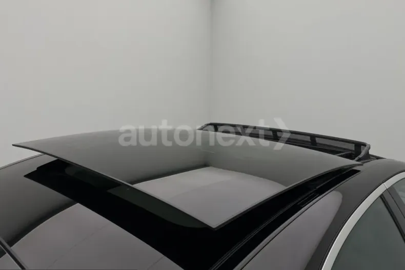 Mercedes-Benz E 300 (Clasa E) din 2021 cu 115.050 km - oferta MER214389 - foto 11