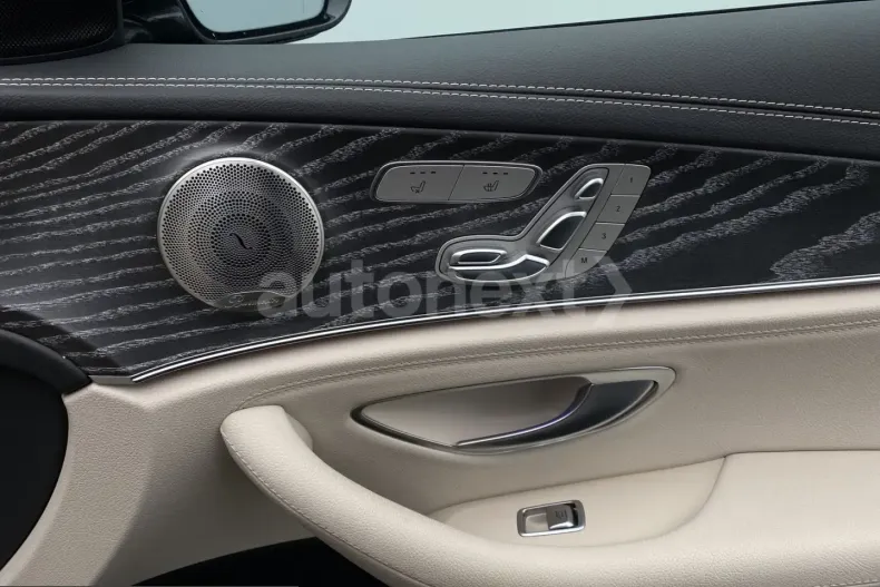 Mercedes-Benz E 300 (Clasa E) din 2021 cu 115.050 km - oferta MER214389 - foto 17