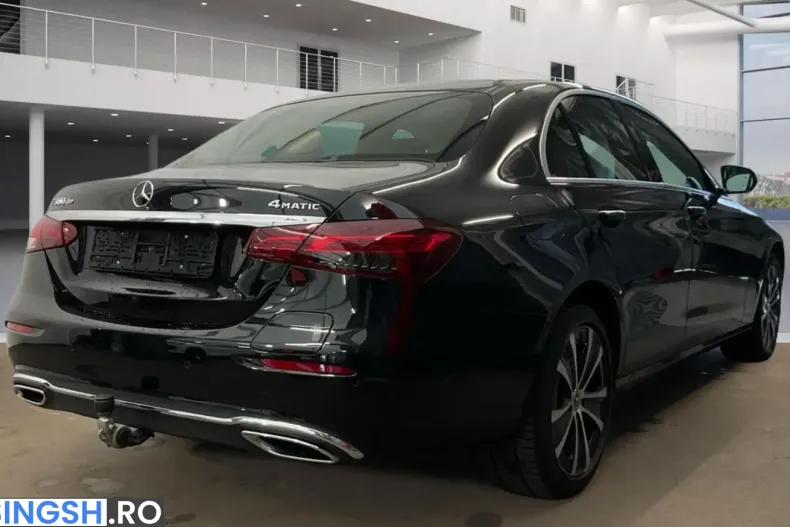 Mercedes-Benz E 300 (Clasa E) din 2022 cu 47.241 km - oferta MER214390 - foto 3