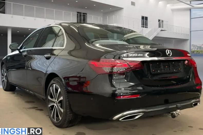 Mercedes-Benz E 300 (Clasa E) din 2022 cu 47.241 km - oferta MER214390 - foto 4