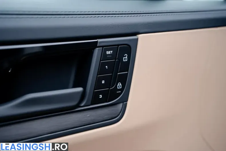 Porsche Cayenne din 2026 cu 25 km - oferta POR214392 - foto 19