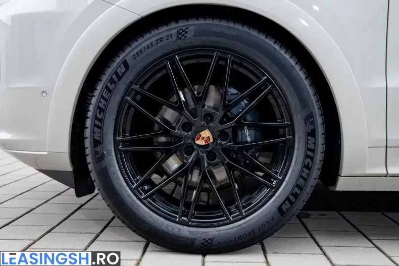 Porsche Cayenne din 2026 cu 25 km - oferta POR214392 - foto 23