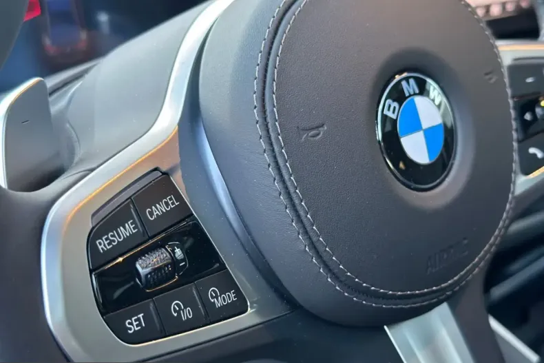 BMW X6 (Seria X) din 2025 cu 4.037 km - oferta BMW214397 - foto 15